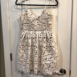 (Sz4/6) Summer dress with lace detail 🥰